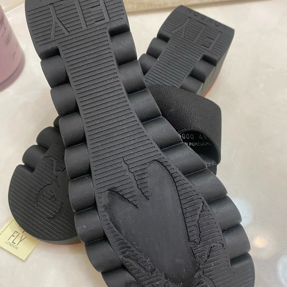 Fly sandals - Picture 9 of 9